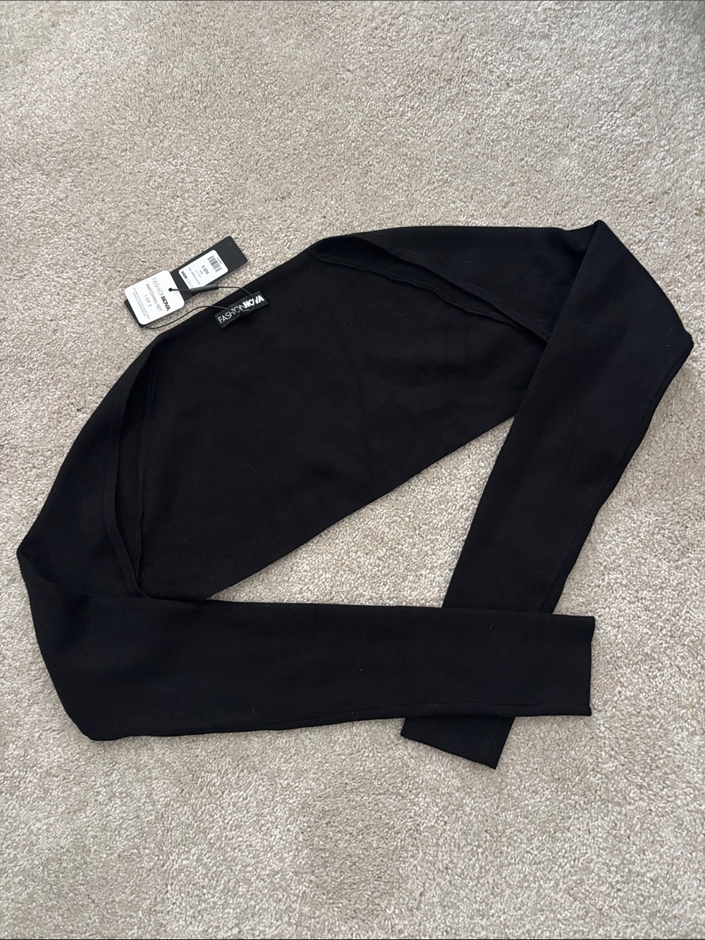 Fashion Nova Black Cropped Sleeve Shrug